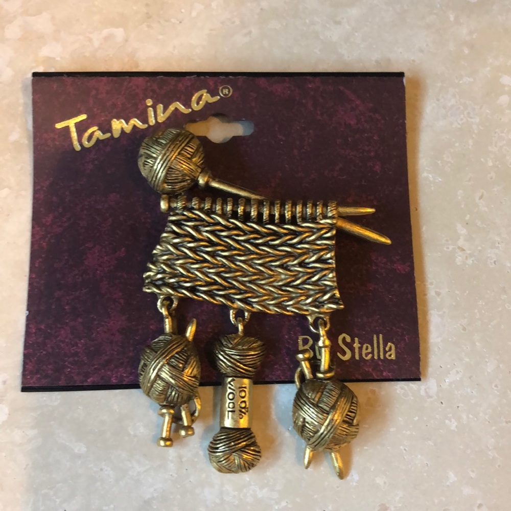Vintage NWT Knitting Theme Brooch/Pin